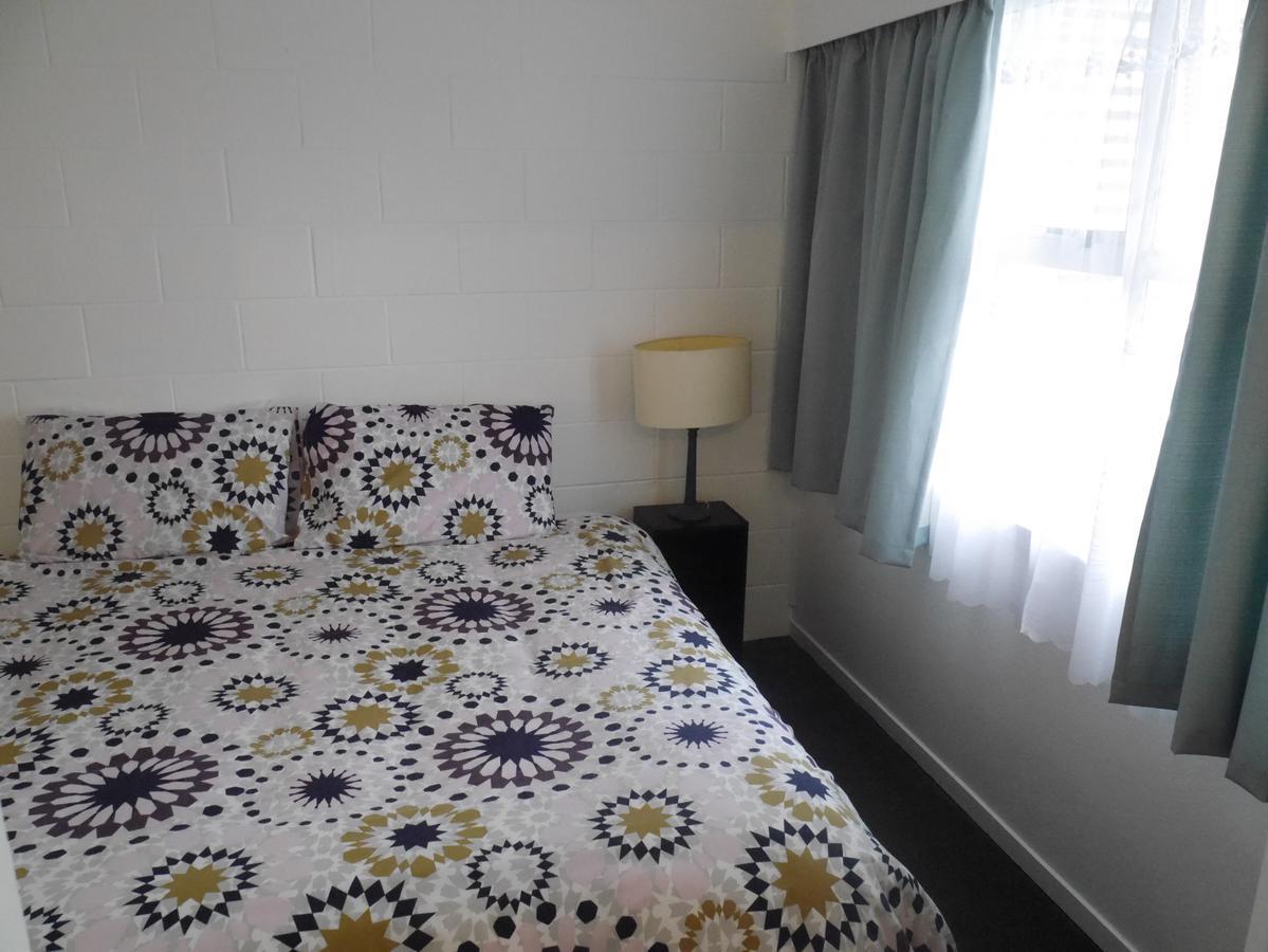 Raglan Palm Beach Motel المظهر الخارجي الصورة