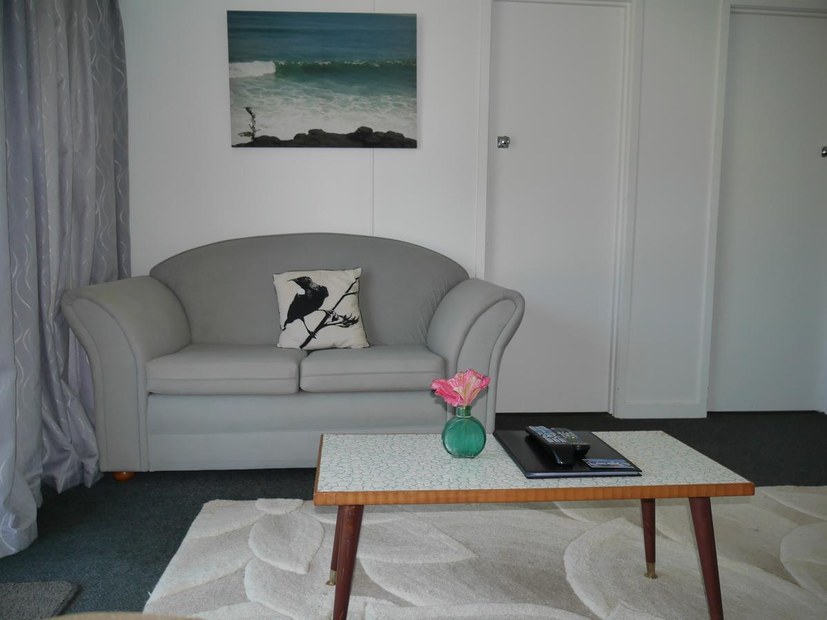 Raglan Palm Beach Motel المظهر الخارجي الصورة